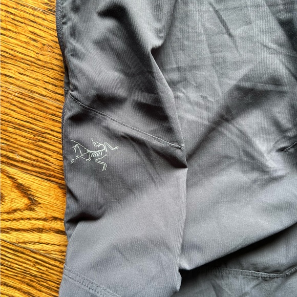ARC'TERYX Men’s Pants - Picture 6 of 16